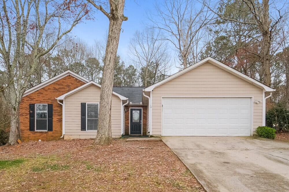 239 Northbridge Dr in Stockbridge, GA - Building Photo