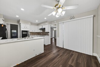 7735 Teal Run Dr in Houston, TX - Building Photo - Building Photo