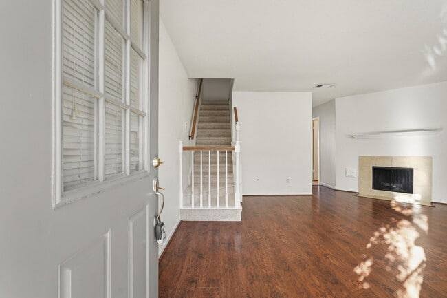 2808 Grants Lake Blvd