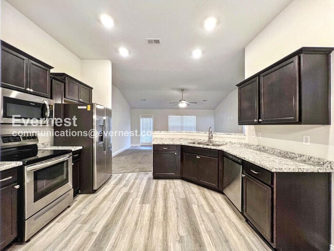 5909 Kuykendall Dr in Southaven, MS - Building Photo - Building Photo