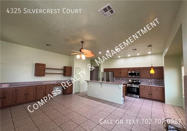 4325 Silvercrest Ct in North Las Vegas, NV - Building Photo - Building Photo