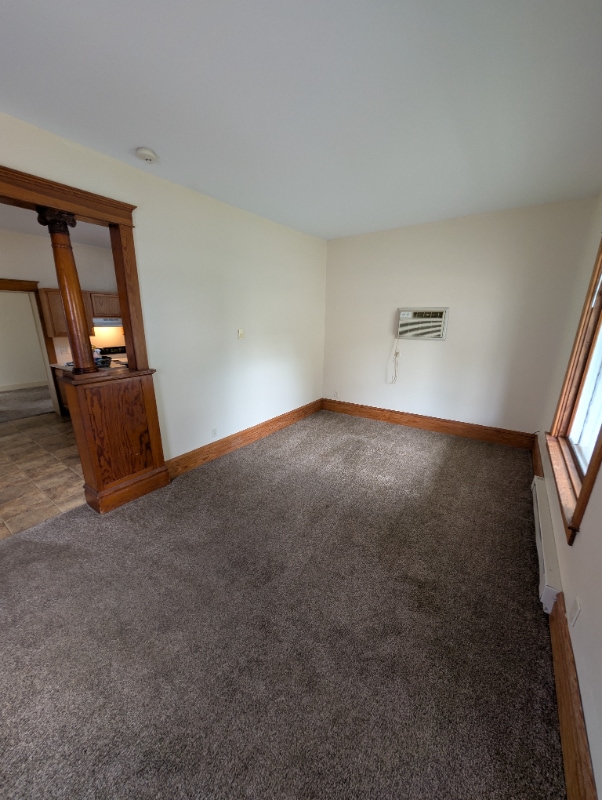 1827 Bellinger St in Eau Claire, WI - Building Photo - Building Photo