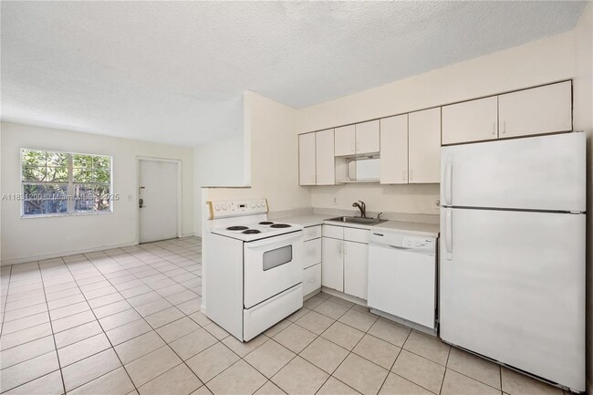 property at 400 SE 31st St