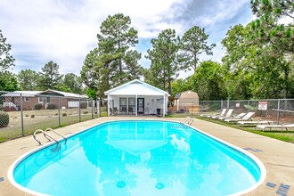 Southwick Apartments in Southern Pines, NC - Building Photo - Building Photo