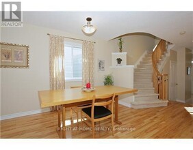 162 Gray Crescent in Ottawa, ON - Building Photo - Building Photo
