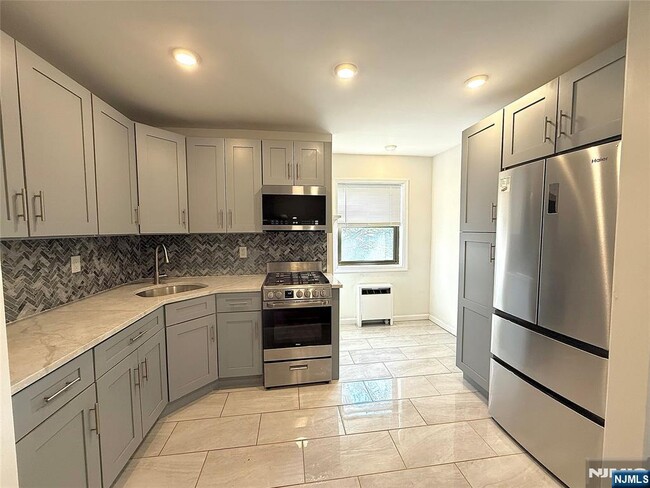 property at 3071 Edwin Ave