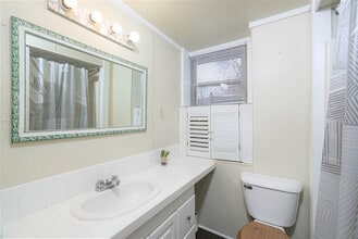 46 Faulkner Rd, Unit SI ID1308948P in Elkins, WV - Foto de edificio - Building Photo