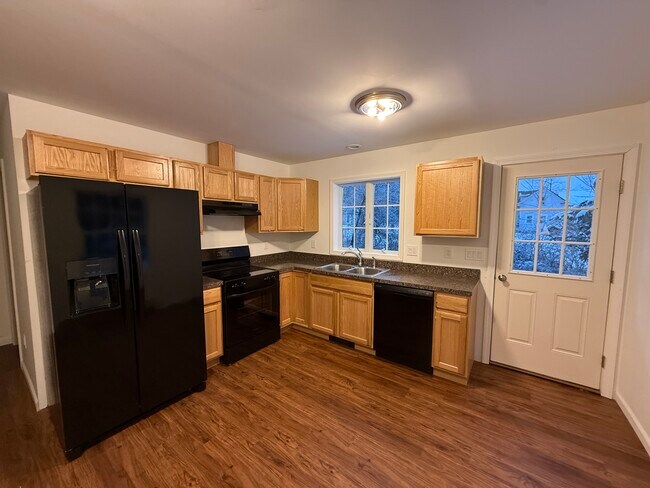 56 Gary Rd, Unit 64A in Sanbornville, NH - Foto de edificio - Building Photo