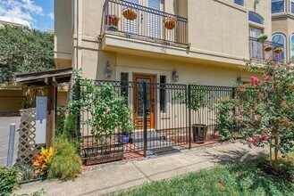 4406 Feagan St in Houston, TX - Building Photo - Building Photo