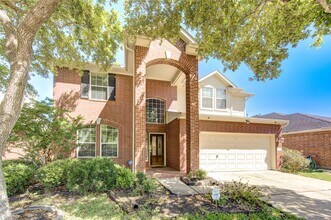 2921 Indigo Dr in Pearland, TX - Building Photo - Building Photo