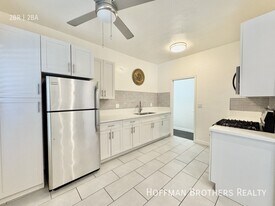 960 S Ardmore Ave in Los Angeles, CA - Building Photo