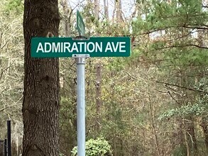 244 Admiration Ave in Beaufort, SC - Foto de edificio - Building Photo