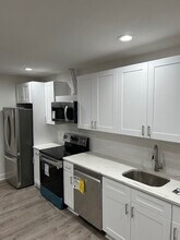 1125 OLD YORK Rd, Unit Apt#2 in Abington, PA - Building Photo - Building Photo