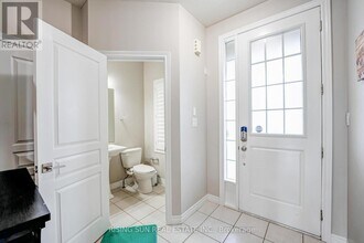 74 Dodman Cres in Hamilton, ON - Building Photo - Building Photo
