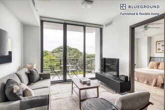 6445 NE 7th Ave in Miami, FL - Building Photo - Building Photo