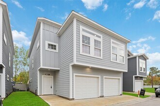 18831 Luminescent Ln in Spring, TX - Building Photo - Building Photo