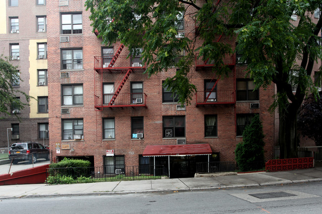 83-14 Lefferts Blvd in Kew Gardens, NY - Building Photo - Building Photo