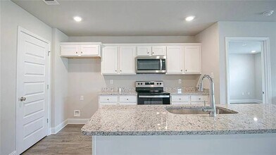 2512 Thornbury Lp in Mobile, AL - Building Photo - Building Photo