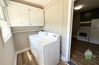 121A White Oak Dr in Greenville, SC - Building Photo - Building Photo