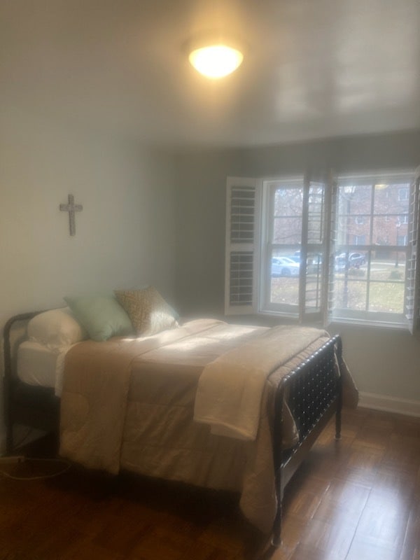 1730 W Abingdon Dr in Alexandria, VA - Building Photo - Building Photo