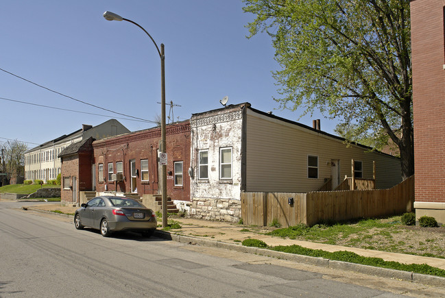 2229-2237 Lynch St in St. Louis, MO - Building Photo - Building Photo