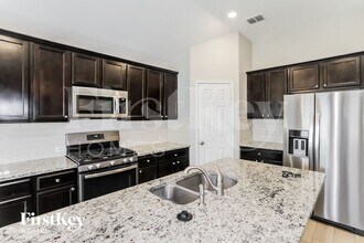 14541 Serrano Ridge Rd in Haslet, TX - Foto de edificio - Building Photo