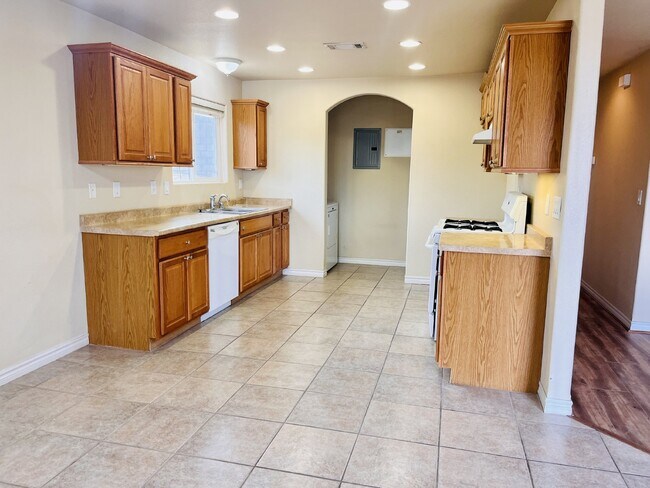 61559 Desert Air Rd in Joshua Tree, CA - Building Photo - Building Photo