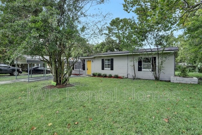 property at 3511 Rockwood Dr