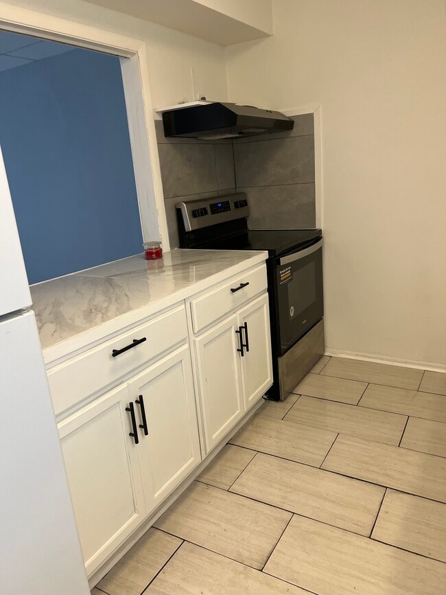 3136 Harbor Blvd, Unit 2B in Port Charlotte, FL - Building Photo - Building Photo