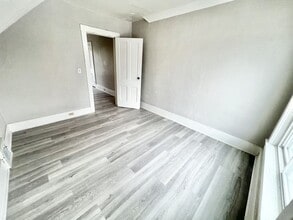 908 W Bell Ave in Appleton, WI - Building Photo - Building Photo