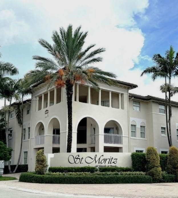 property at 11403 NW 89th St