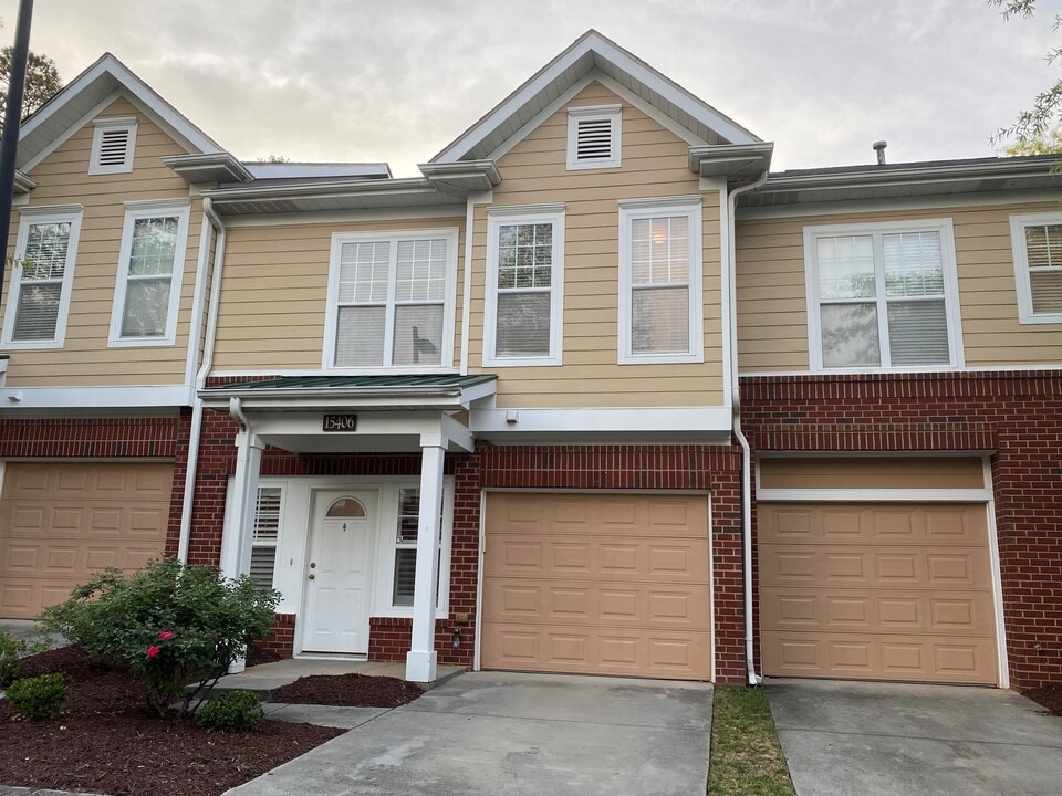 15406 St Christopher Ct in Charlotte, NC - Building Photo