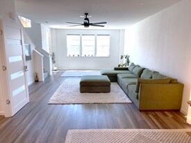2947 Nimes Ln in Sacramento, CA - Building Photo