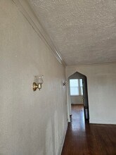 7921 S St Lawrence Ave in Chicago, IL - Building Photo - Building Photo