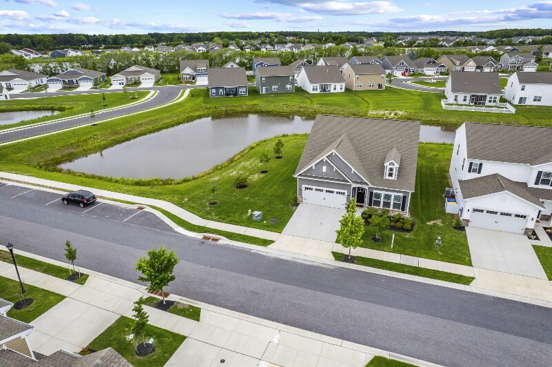 36695 Calm Water Dr in Millville, DE - Building Photo