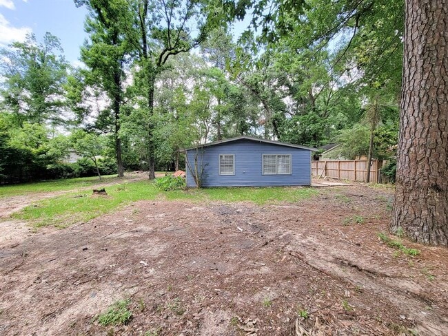 property at 405 Silver River Dr