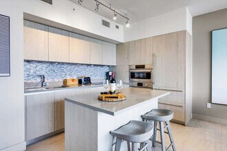 4112 Jimmy Buffett Mem Hwy, Unit SI ID1227206P in Hollywood, FL - Foto de edificio - Building Photo