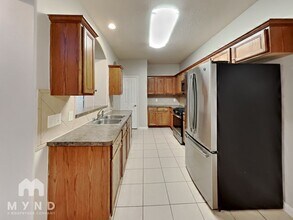 1003 Summer Wood Blvd in Conroe, TX - Building Photo - Building Photo