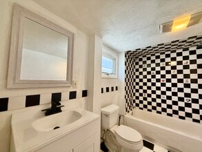 42 Playstead Rd in Malden, MA - Building Photo - Building Photo