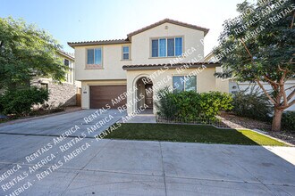 1321 W Coyote Dr in Chandler, AZ - Building Photo - Building Photo