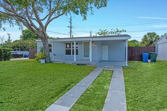 5341 N Andrews Ave in Fort Lauderdale, FL - Building Photo - Building Photo