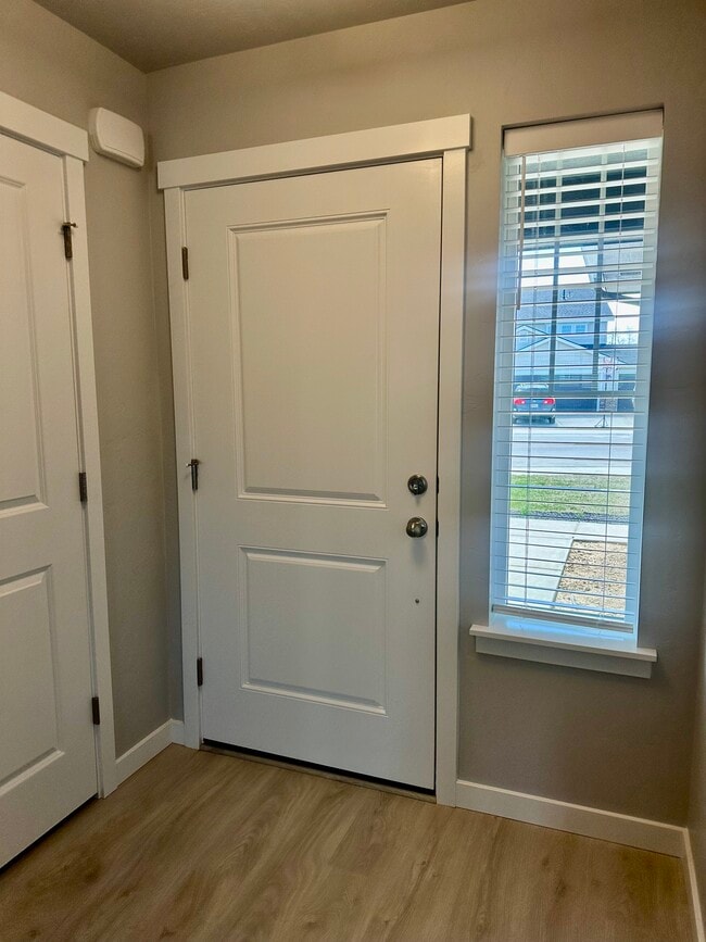 1990 Cashel St in Middleton, ID - Building Photo - Building Photo