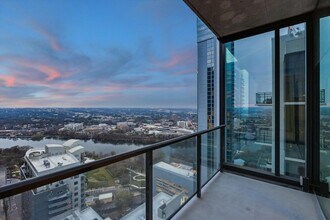 610 Davis St, Unit 3005 in Austin, TX - Building Photo - Building Photo