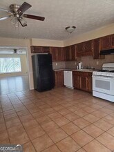 2120 Fieldstone View Ct SE in Conyers, GA - Building Photo - Building Photo