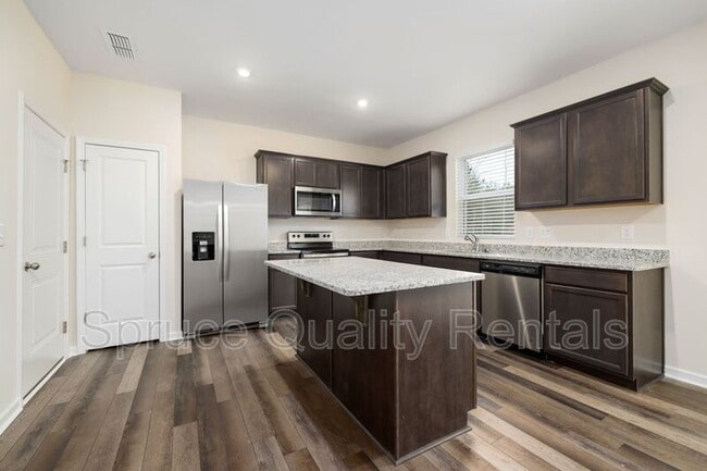 property at 1504 Arapahoe Ridge Dr