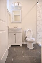 1419 W York St, Unit 2 in Philadelphia, PA - Foto de edificio - Building Photo