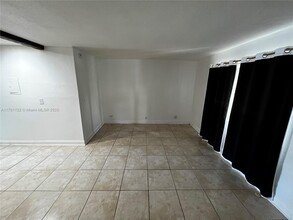 510 NE 17th Ave in Fort Lauderdale, FL - Building Photo - Building Photo