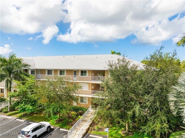 property at 3001 Sandpiper Bay Cir