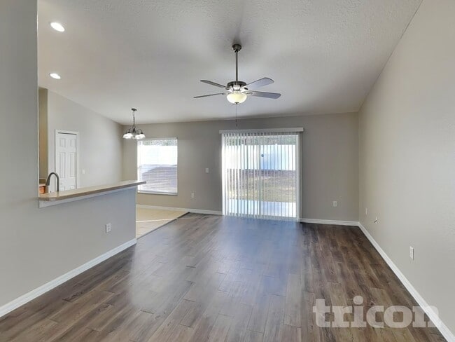 3091 Verbena Dr in Deltona, FL - Building Photo - Building Photo