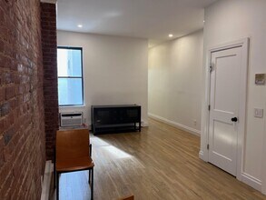 259 12th St in Hoboken, NJ - Building Photo - Building Photo